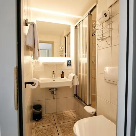 Karl - Ξενοδοχείο