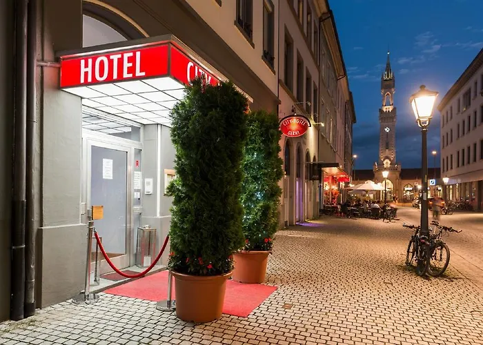 Karl - Hotel Lago de Constança